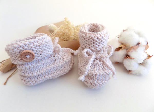 Chaussons bébé laine Mérinos et coton bio. Chaussons bébé tricotés à la main en France